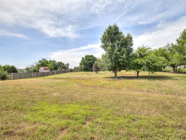 3922 Deer Xing, Edmond, OK 73025 - view of yard