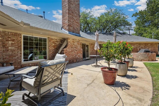 8700 N Waverly Ave, Oklahoma City, OK 73120 - view of patio / terrace
