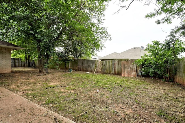 2732 SE 90th St, Moore, OK 73160 - view of fenced backyard