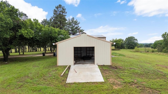 39525 W 151st St, Bristow, OK 74010 - view of pole building featuring a yard