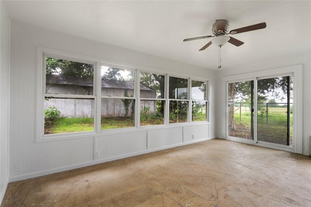 39525 W 151st St, Bristow, OK 74010 - unfurnished sunroom featuring a ceiling fan