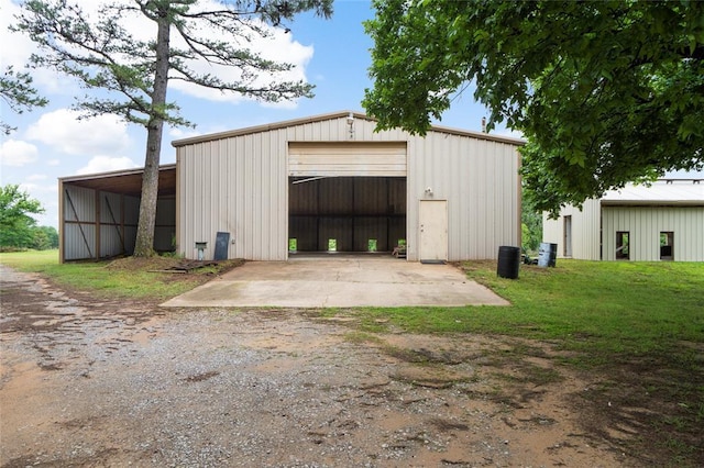 39525 W 151st St, Bristow, OK 74010 - view of pole building featuring driveway