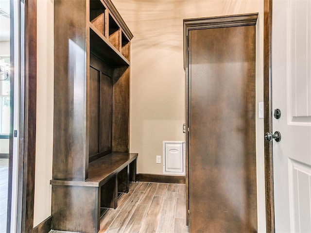 13524 SE 95th St, Oklahoma City, OK 73165 - mudroom featuring light wood-style floors and baseboards