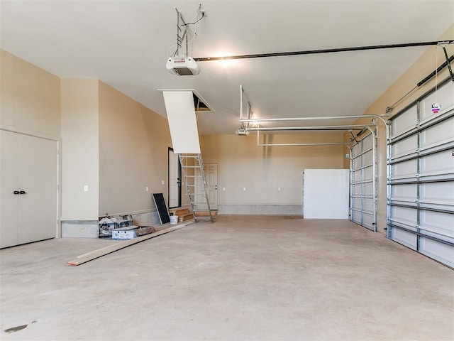 13524 SE 95th St, Oklahoma City, OK 73165 - garage with a garage door opener