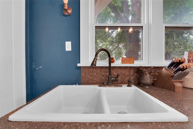 201 S Park Rd, Hobart, OK 73651 - kitchen view of a sink