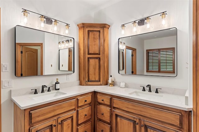 1900 Cobblestone Dr, Shawnee, OK 74804 - bathroom featuring double vanity
