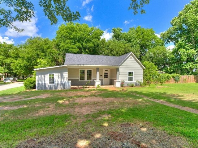 529 S 2nd Ave, Purcell, OK 73080 - ranch-style house featuring covered porch