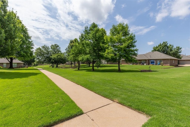 1800 NW 161st Pl, Edmond, OK 73013 - surrounding community featuring a lawn