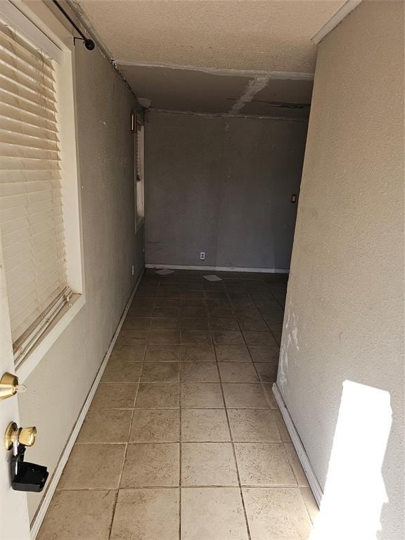 1137 Mallard Dr, Del City, OK 73115 - corridor with baseboards