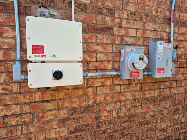 3120 Del Rey Dr, Midwest City, OK 73110 - utilities with electric meter
