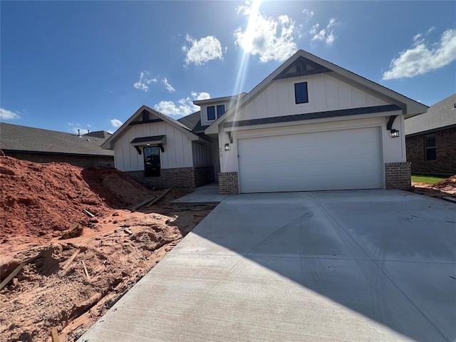 573 Grand Sycamore Dr, Washington, OK 73093 - photo 1