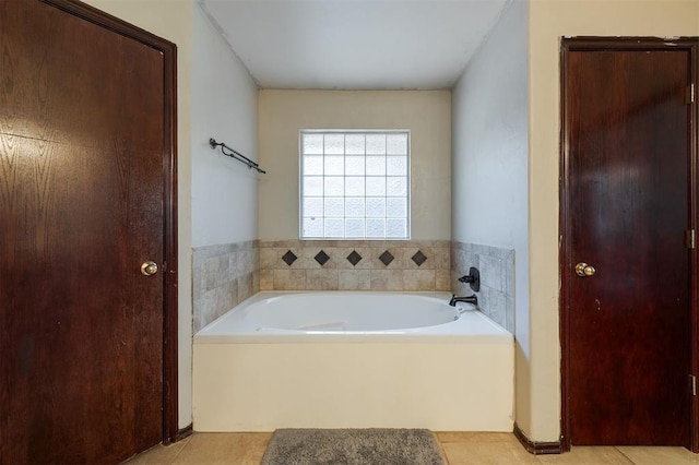 2001 Fair Meadow Dr, Edmond, OK 73003 - full bath featuring tile patterned floors and a bath