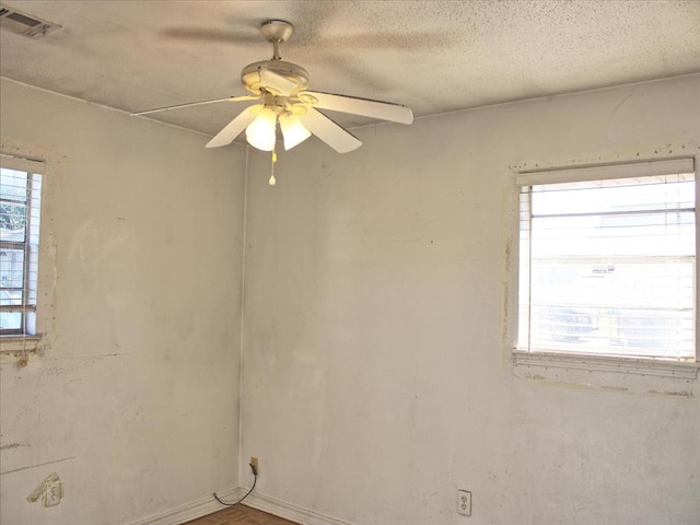 2605 N Kate Ave, Oklahoma City, OK 73111 - spare room featuring ceiling fan