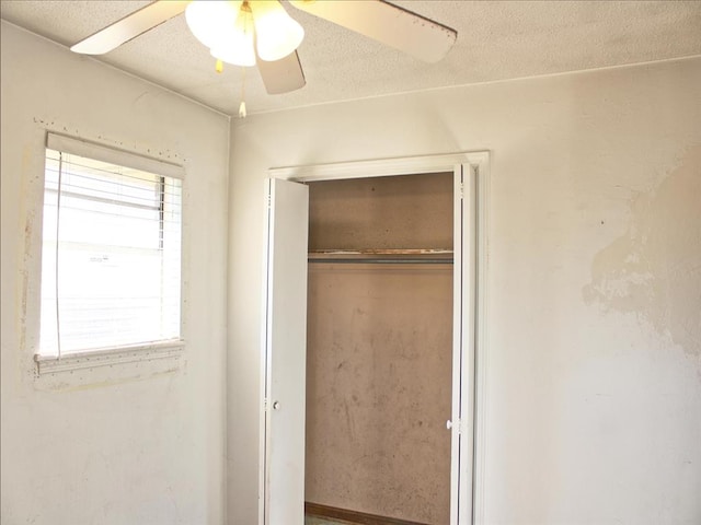2605 N Kate Ave, Oklahoma City, OK 73111 - view of closet