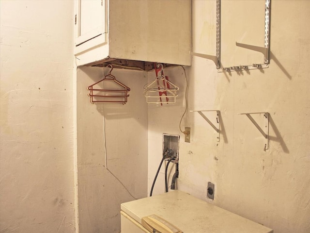 2605 N Kate Ave, Oklahoma City, OK 73111 - laundry area with electric dryer hookup and hookup for a washing machine