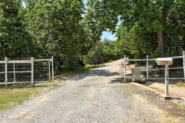 19100 SE 134th St, Mcloud, OK 74851 - view of road