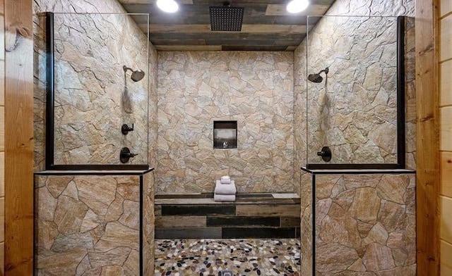 1723 Pine Hills Rd, Broken Bow, OK 74728 - full bath with walk in shower