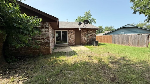2719 Osage Way, Norman, OK 73071 - view of yard