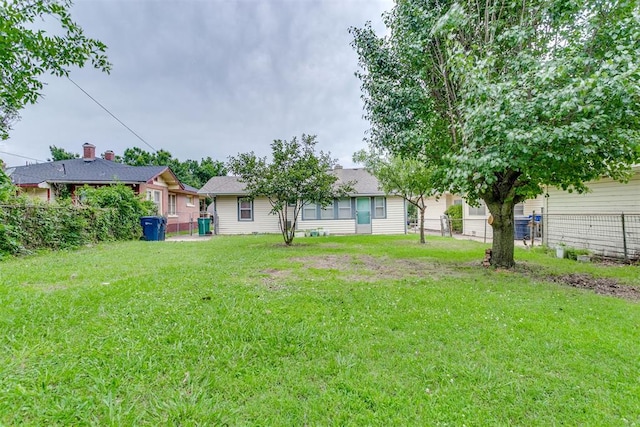 121 NW 26th St, Oklahoma City, OK 73103 - view of yard