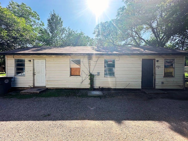 1711 NW Kingsbury Ave, Lawton, OK 73507 - photo 2
