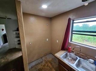 7700 139th St, Noble, OK 73068 - laundry area with a sink