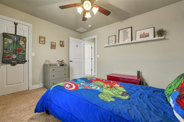 1101 Northridge Blvd, Altus, OK 73521 - bedroom with carpet floors and a ceiling fan