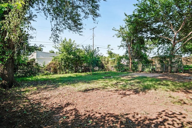 909 Buck Dr, Shawnee, OK 74801 - view of yard