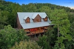 708 Split Creek Ln, Broken Bow, OK 74728 - view from above of property with a heavily wooded area