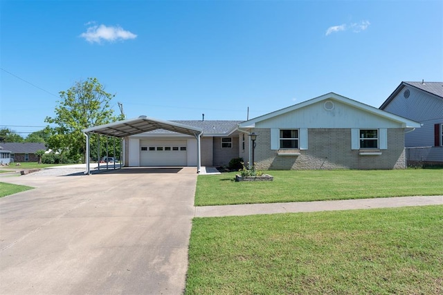 822 W Broadway St, Okemah, OK 74859 - ranch-style home featuring a front yard, brick siding, and driveway