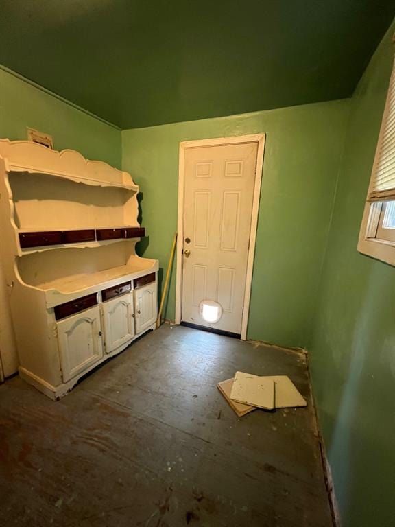 1139 E 2nd St, Cushing, OK 74023 - interior space
