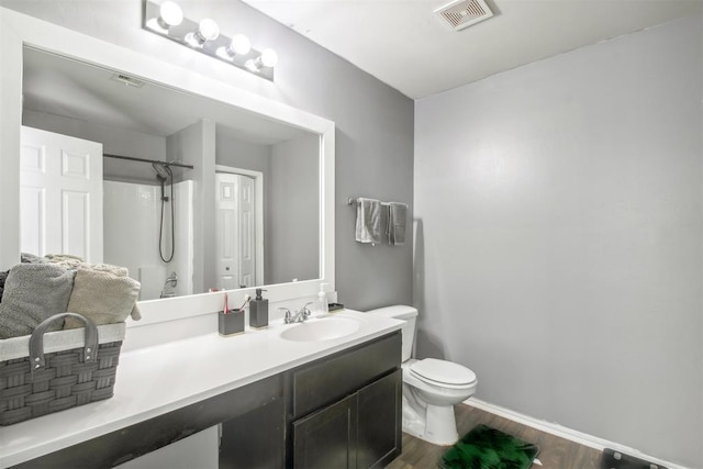 11712 NW 130th St, Piedmont, OK 73078 - full bath featuring wood finished floors and vanity