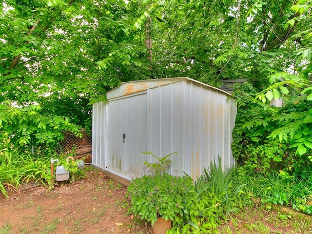2120 N Divis Ave, Bethany, OK 73008 - view of shed