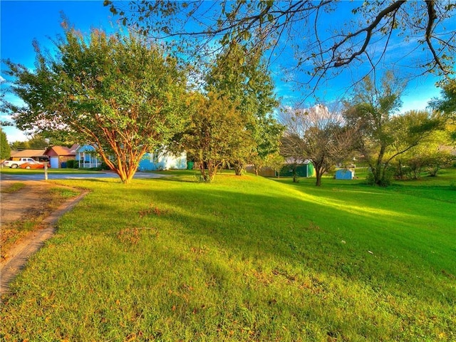 1810 Spring Ave, Stroud, OK 74079 - view of grassy yard