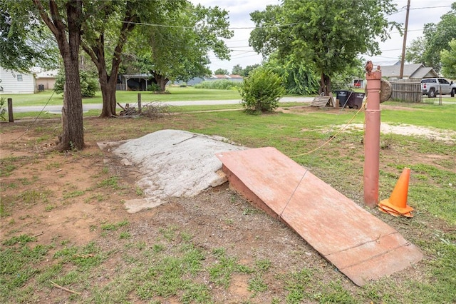 103 E Ash St, Carnegie, OK 73015 - view of grassy yard