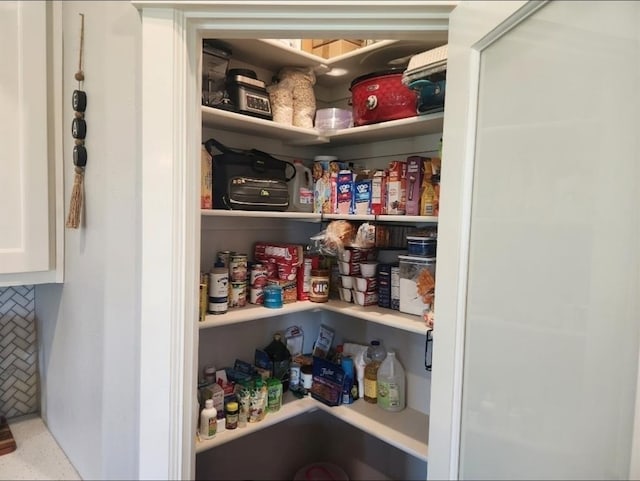 10812 NW 5th St, Yukon, OK 73099 - view of storage area