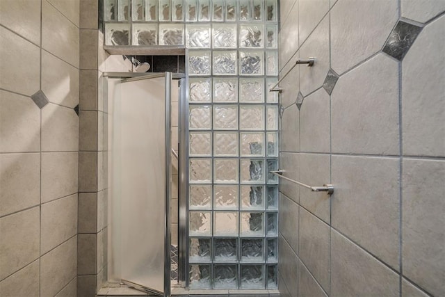 2527 NW 62nd St Unit 214, Oklahoma City, OK 73112 - bathroom with walk in shower