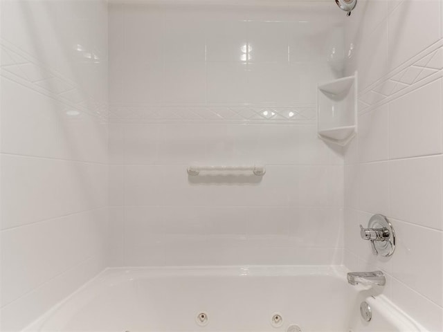 804 Royal Ln, Yukon, OK 73099 - bathroom with a combined bath / shower with jetted tub