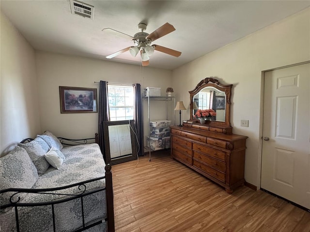 35352 Ew 1260th Rd, Seminole, OK 74868 - bedroom with light wood-style flooring and a ceiling fan