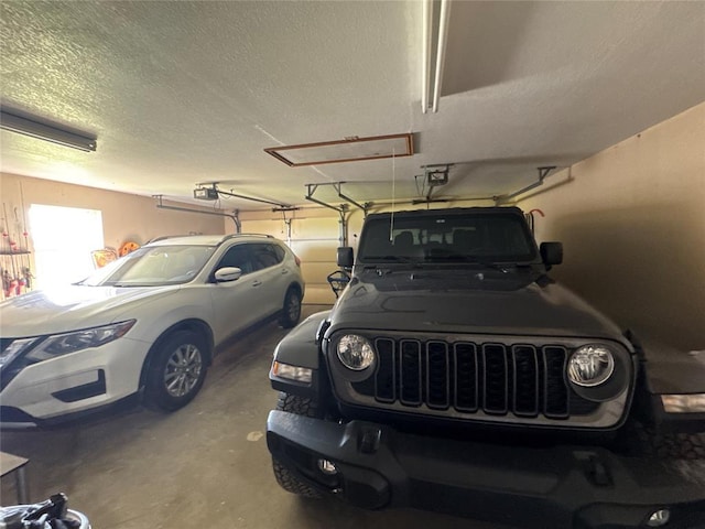 35352 Ew 1260th Rd, Seminole, OK 74868 - garage featuring a garage door opener
