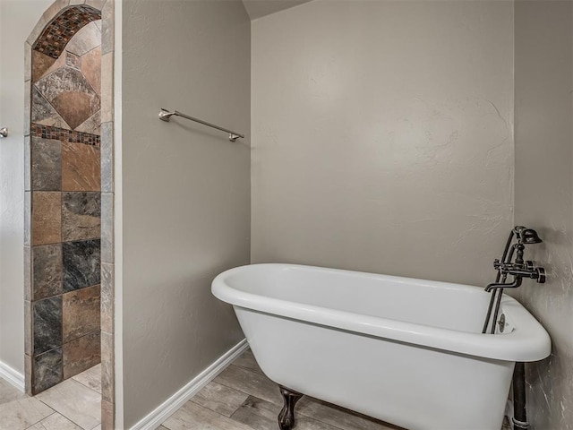3939 S Santa Fe Ave, Norman, OK 73072 - bathroom with a soaking tub
