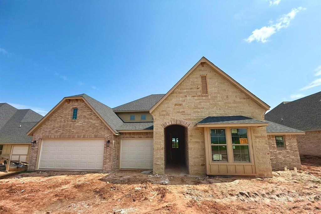 7916 Amber Ridge Dr, Edmond, OK 73034 - photo 2