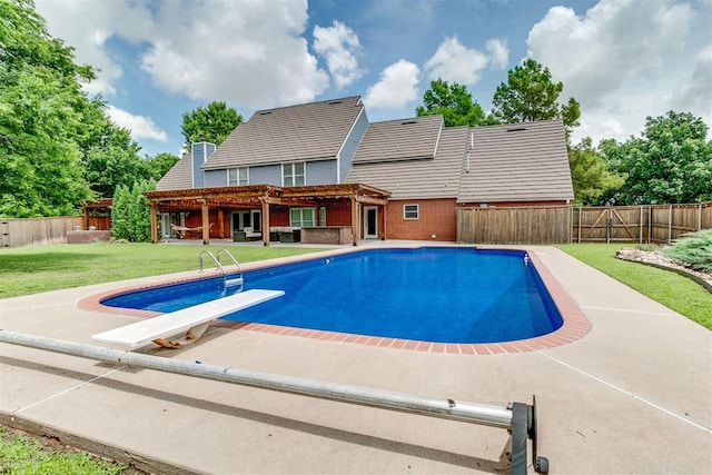 11748 SW 54th St, Mustang, OK 73064 - view of swimming pool featuring a pergola, a fenced backyard, a diving board, and a patio