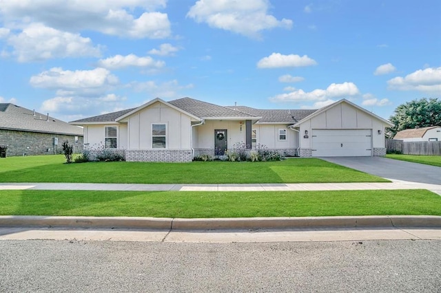 1004 Village Dr, Altus, OK 73521 - photo 1