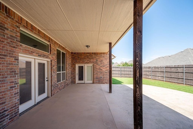 3000 Warwick Pl, Edmond, OK 73013 - fenced backyard with a patio