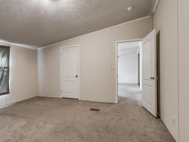 355370 E 970th Rd, Sparks, OK 74869 - empty room with ornamental molding, light carpet, a smoke detector, and a textured ceiling
