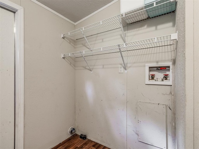 355370 E 970th Rd, Sparks, OK 74869 - laundry area featuring wood finished floors, hookup for a washing machine, and ornamental molding