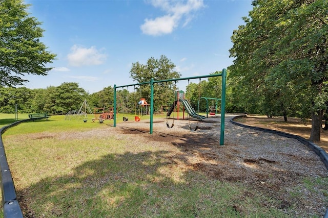 12417 Sussex Dr, Oklahoma City, OK 73130 - community jungle gym with a yard
