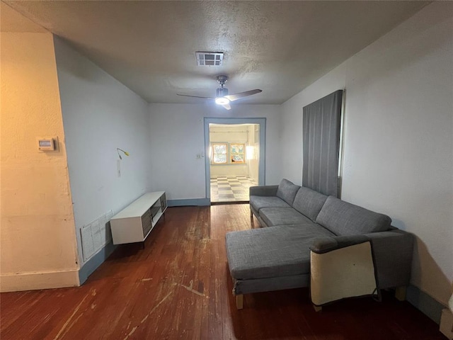 316 N University Blvd, Norman, OK 73069 - living area featuring wood finished floors and ceiling fan