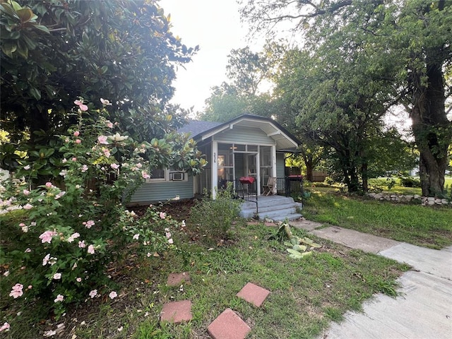 316 N University Blvd, Norman, OK 73069 - view of front of property with a sunroom