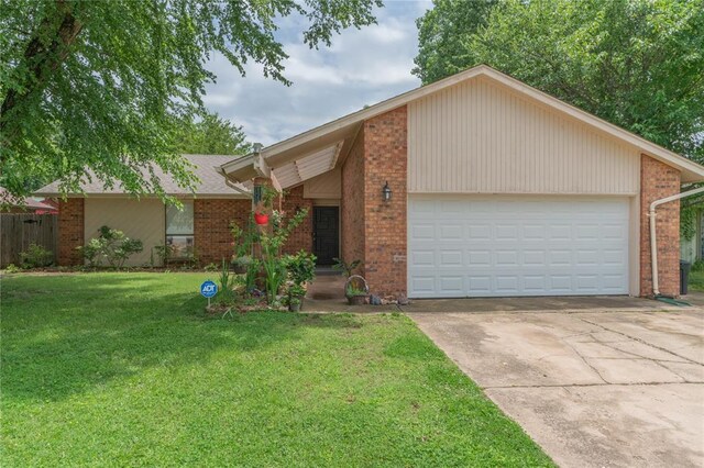 1812 Oakhollow Dr, Norman, OK 73071 - photo 1